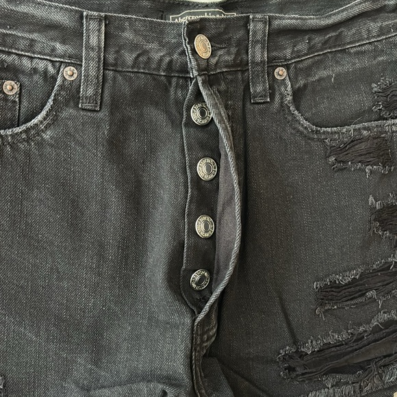 Abercrombie & Fitch High Rise Cheeky Black Distressed Denim Shorts Size 27 - Picture 4 of 5